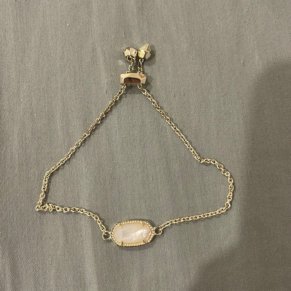 Kendra Scott bracelet